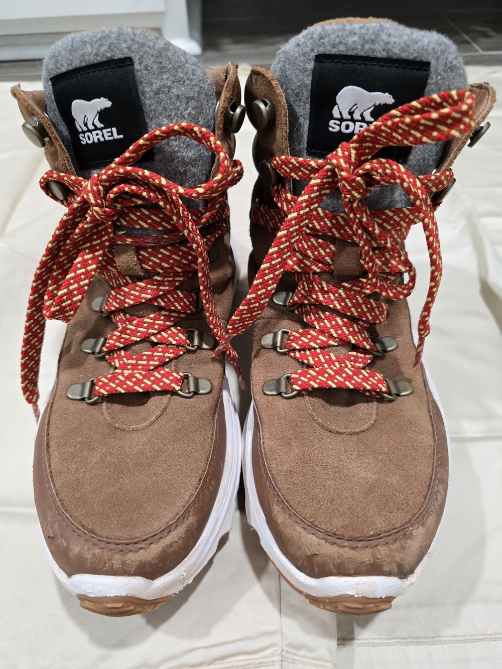 Sorel Brown Suede Lace-Up Boots with Red/Yellow Laces